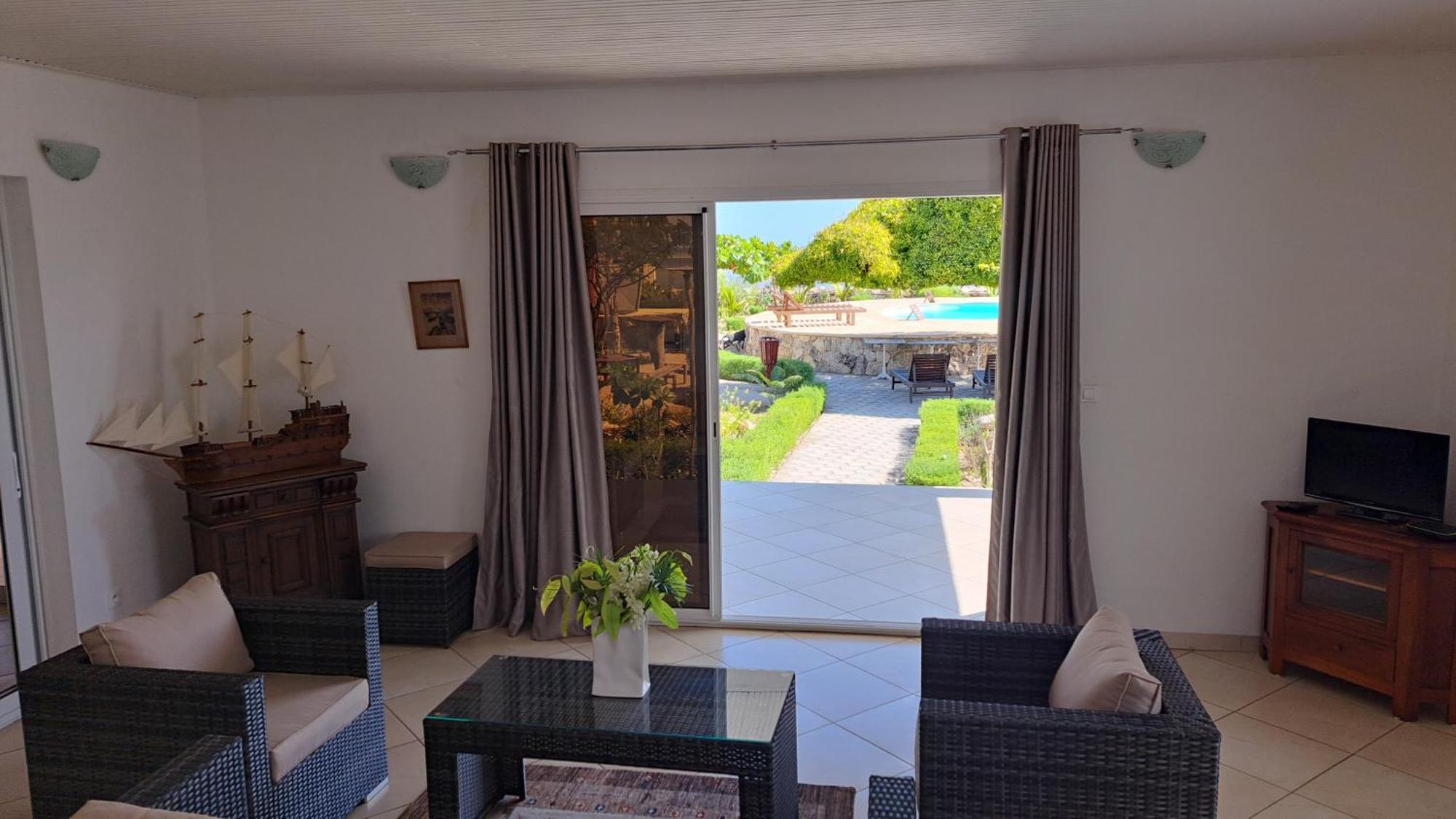 Aux 2 Metis Hotel Toliara Luaran gambar